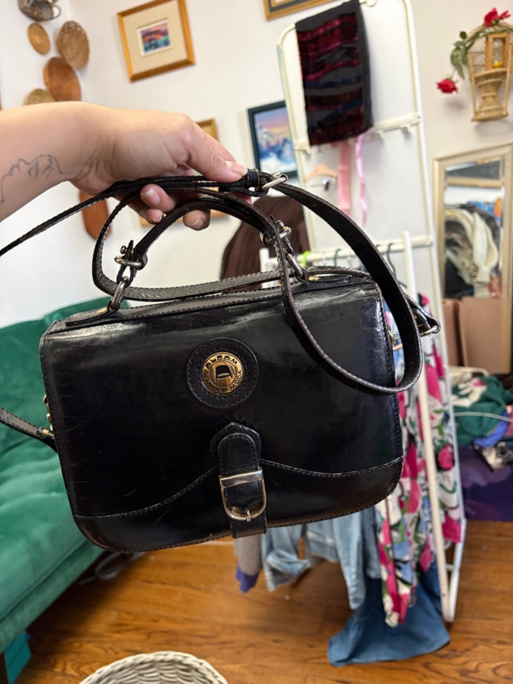 Aleam 🖤 vintage leather crossbody